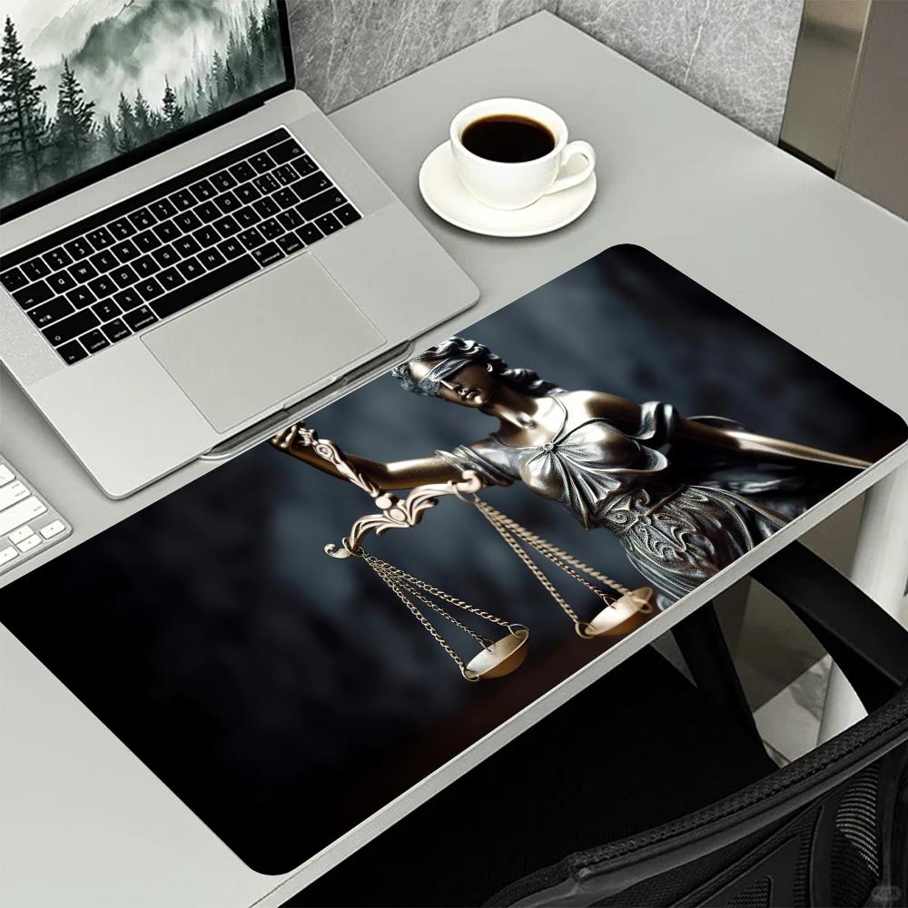 Kadın Adalet Heykeli Temalı Bü - Desk Setup For Office incelemesi ve fiyatı